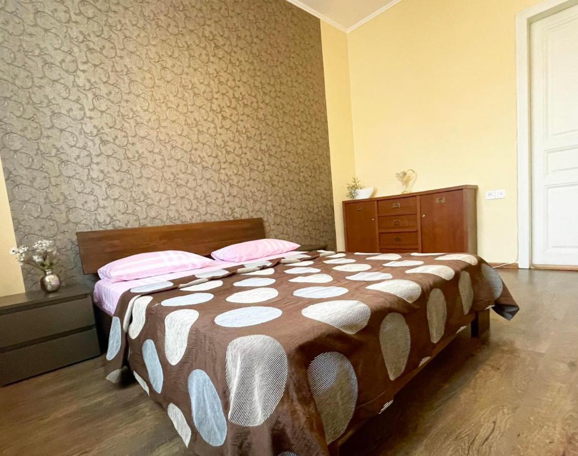Крехівська 5,Апартаменти В Центрі, Дві Спальні Lvov Exteriér fotografie