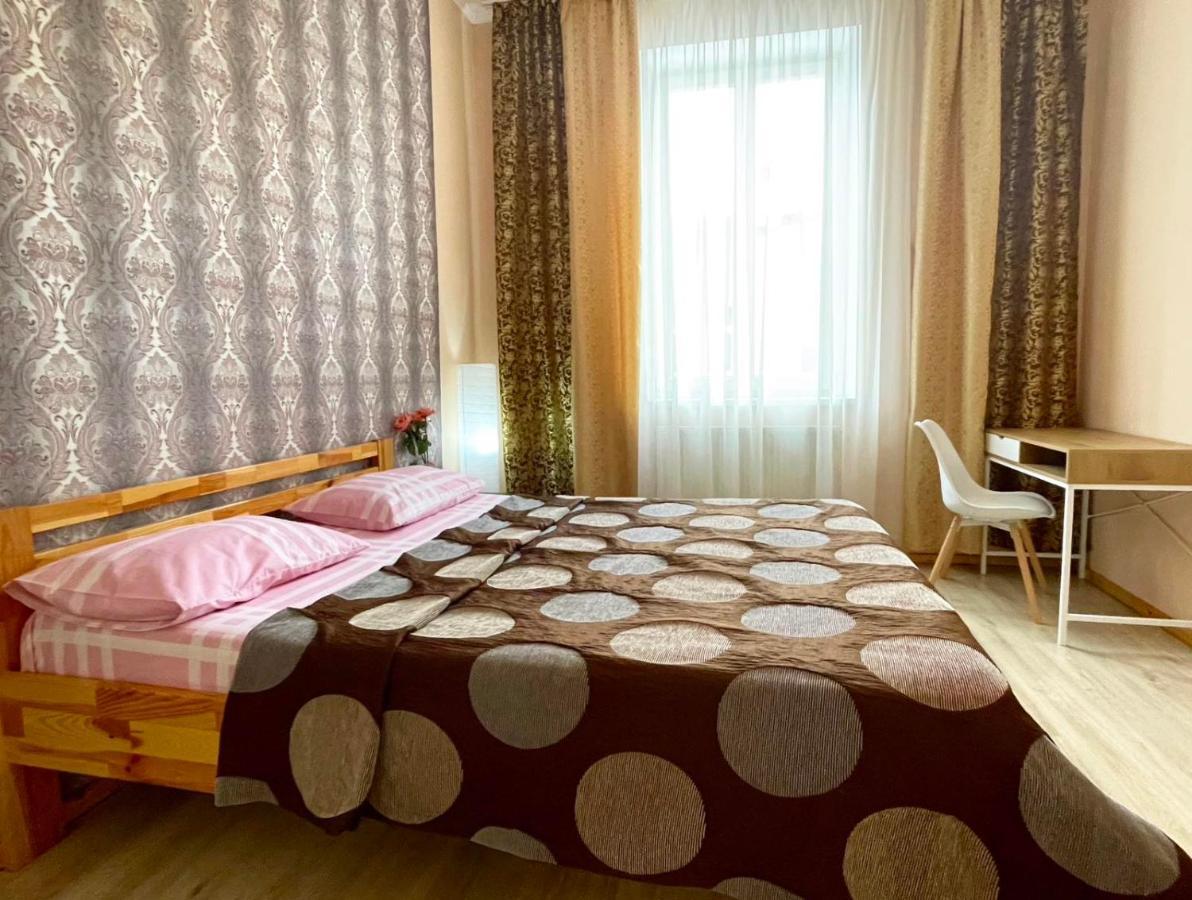 Крехівська 5,Апартаменти В Центрі, Дві Спальні Lvov Exteriér fotografie