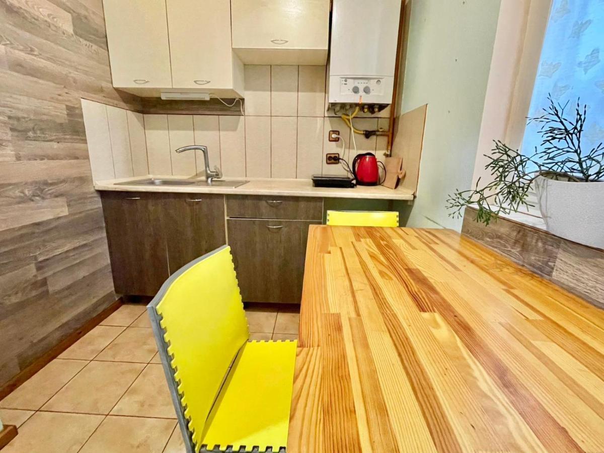 Крехівська 5,Апартаменти В Центрі, Дві Спальні Lvov Exteriér fotografie